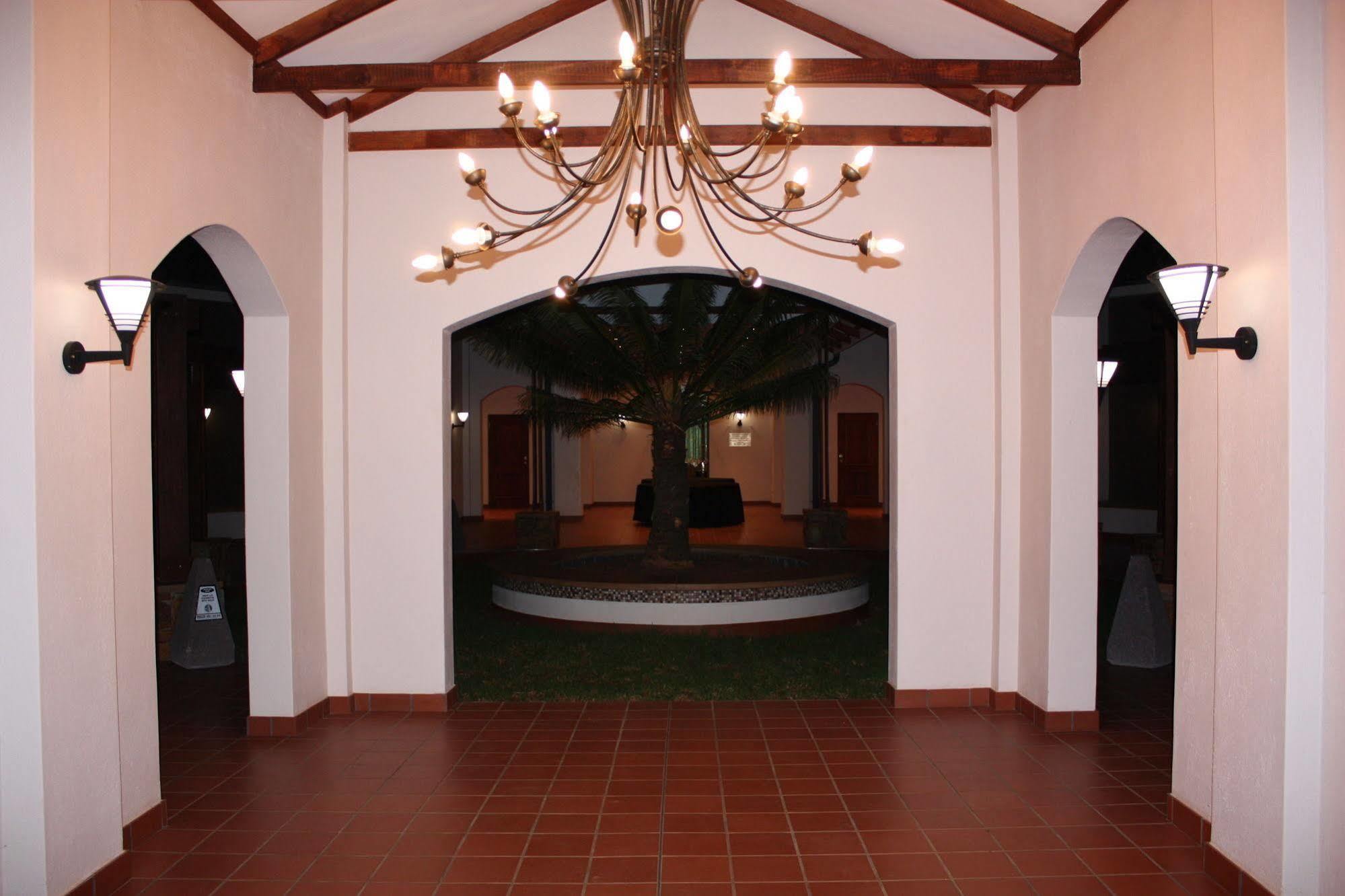 Protea Hotel Winkler White River Exterior photo